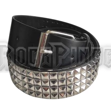 4 SOROS PIRAMIS SZEGECSES MŰBŐRÖV