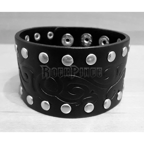 Szegecses bőrkarkötő tribal mintával - 44#BR